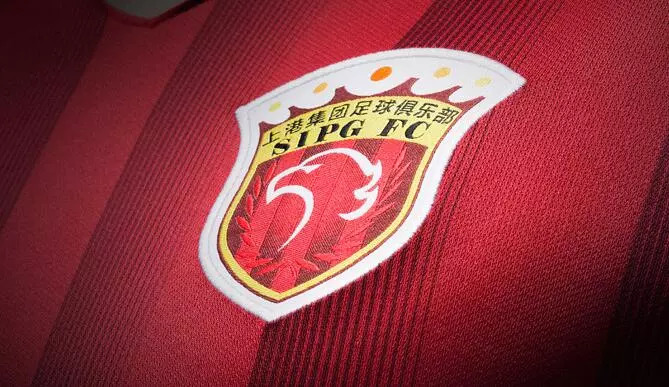 施洛特贝克：吉拉西最近过得确实不容易，但教练一直信任他（施洛特贝克：吉拉西近来境况艰难，但主帅始终信任他）