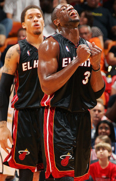 托蒂：说C罗的坏话只能说明你在嫉妒他，他和梅西的水平相当（托蒂：抹黑C罗只是出于嫉妒，他与梅西实力不相上下）