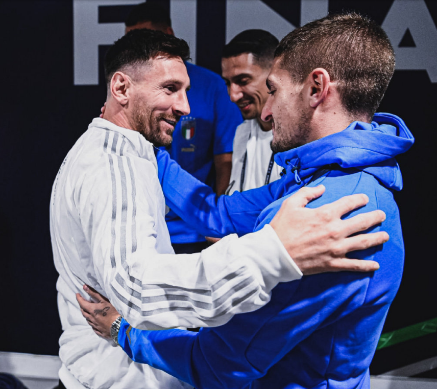 每体：对阵切尔西时，费尔明就是带伤出战（每体：费尔明对阵切尔西时带伤登场）