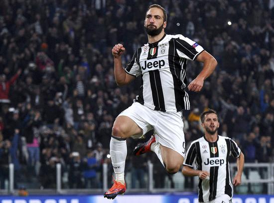 毛剑卿谈汪士钦红牌：给年轻人点自信吧，再网暴把人家暴死了（毛剑卿评汪士钦红牌：别再网暴了，多给年轻人一些自信）