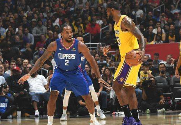 为何亲斯内德？穆帅：斯内德给了我三冠王，那是最棒的一年（穆帅谈为何偏爱斯内德：他助我成就三冠 那是我最辉煌的一年）