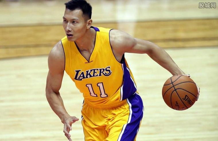 青木还是强啊！格林伍德上演梅开二度，本赛季各项赛事攻入13球（青木火力全开！格林伍德梅开二度，赛季进球已达13球）