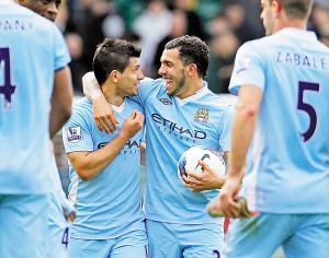 孔帕尼：我们没有“杯赛门将”制度；在混乱中迪亚斯有创造力（孔帕尼：不搞“杯赛专职门将”；迪亚斯在乱局中更具创造力）