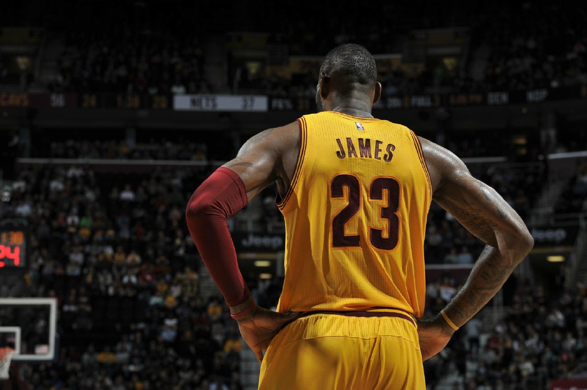 里斯-詹姆斯：我们已做好了赛前准备，会尽力给巴萨制造麻烦（里斯-詹姆斯：备战充分，力争给巴萨制造困难）