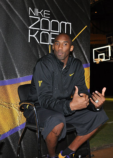 贝纳蒂亚：阿坎吉帮助我们引进了帕瓦尔，国米起初要价2000万（贝纳蒂亚：阿坎吉出力促成帕瓦尔加盟，国米开价曾为2000万）