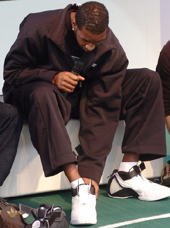 挪威主帅：我希望哈兰德保持状态，姆巴佩的状态稍微回落一点（挪威主帅：盼哈兰德延续火热，姆巴佩状态稍有回落）